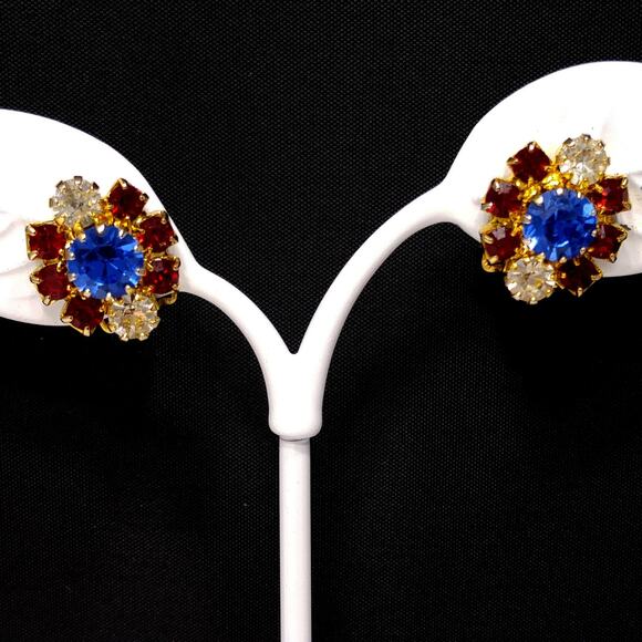 Vintage Lisner Red Blue Patriotic Earrings, Rhinestones Clips, 1950s - Picture 8 of 10